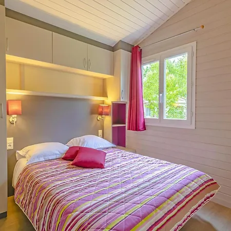Riverside For 4-guests Vakantiehuis